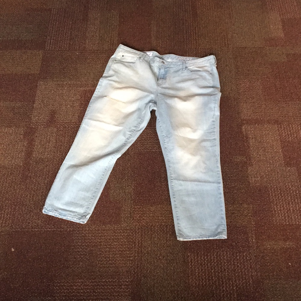 Gap Real Straight Jeans acid wash plus distressed